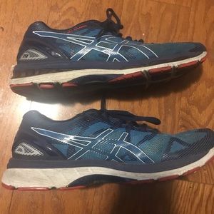ASICS Gel Nimbus 19 Men’s size 10